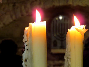 Nadal 2019 a Girona. Encesa de les llums de Hanukk&agrave; al pati dels Rabins