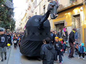 Nadal 2019 a Girona. Cercavila i Els Pastorets de la Mula Baba a la plaça del Pallol