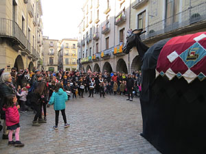 Nadal 2019 a Girona. Cercavila i Els Pastorets de la Mula Baba a la plaça del Pallol