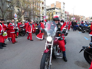 Nadal 2019. Papanoelada motera pels carrers de la ciutat