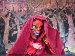 Nadal 2019. Cercavila i Els Pastorets de la Mula Baba a la pla&ccedil;a del Pallol