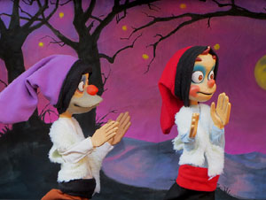 Nadal 2019. Cercavila i Els Pastorets de la Mula Baba a la pla&ccedil;a del Pallol