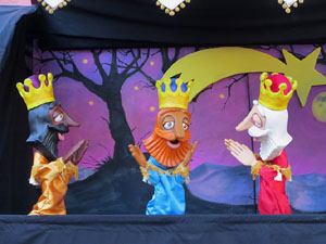 Nadal 2019. Cercavila i Els Pastorets de la Mula Baba a la pla&ccedil;a del Pallol