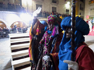 La Cavalcada de Reis 2020. Arribada del seguici a la pla&ccedil;a del Vi