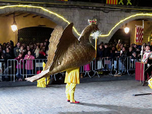 La Cavalcada de Reis 2020. Arribada del seguici a la pla&ccedil;a del Vi