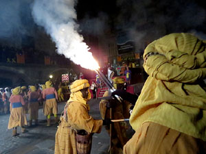 La Cavalcada de Reis 2020. Arribada del seguici a la pla&ccedil;a del Vi