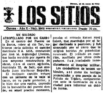 Not&iacute;cia d'un de tants accidents que es produ&iuml;en degut a l'estretor de la cal&ccedil;ada del pont