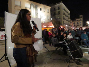 Acció de Tsunami Democràtic a la plaça de de l'U d'octubre de 2017 sota el lema 'Fem-los reflexionar'