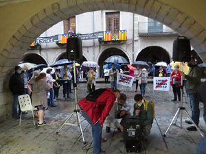 Concentració a la plaça del Vi per la independència i la llibertat dels presos polítics