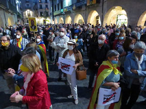 Concentraci&oacute; contra el 155 davant la subdelegaci&oacute; dels govern espanyol a la Gran Via de Jaume I