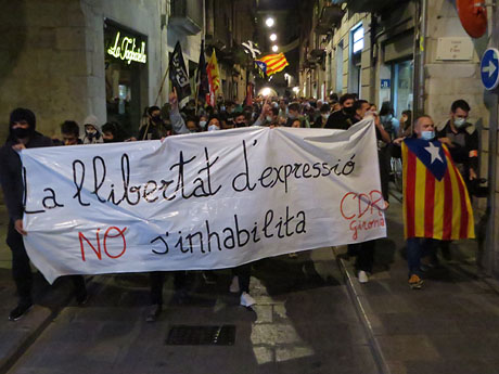 Concentració per la llibertat dels presos polítics a la plaça del Vi