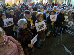 Concentració a la plaça del Vi per la independència i la llibertat dels presos polítics