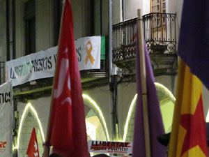 Concentraci&oacute; a la pla&ccedil;a del Vi per protestar contra la decisi&oacute; del jutge del Tribunal Suprem