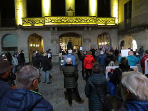Concentració a la plaça del Vi per la independència i la llibertat dels presos polítics