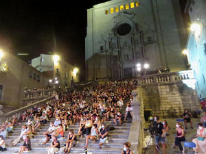 Festival Fitag 2020. Inauguraci&oacute; a les escales de la Catedral