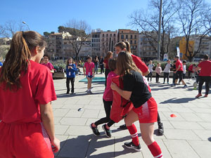 VIII Jornada de l'Esport Femen&iacute; 2020 a la pla&ccedil;a Salvador Espriu, la de Francesc Calvet i Rubalcaba, la pla&ccedil;a Catalunya i el riu Onyar