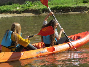 VIII Jornada de l'Esport Femen&iacute; 2020 a la pla&ccedil;a Salvador Espriu, la de Francesc Calvet i Rubalcaba, la pla&ccedil;a Catalunya i el riu Onyar
