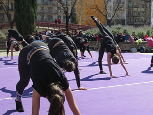 VIII Jornada de l'Esport Femen&iacute; 2020 a la pla&ccedil;a Salvador Espriu, la de Francesc Calvet i Rubalcaba, la pla&ccedil;a Catalunya i el riu Onyar
