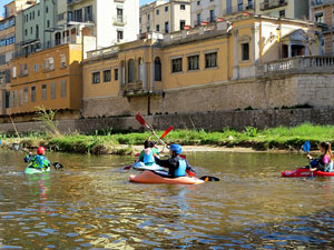 VIII Jornada de l'Esport Femen&iacute; 2020 a la pla&ccedil;a Salvador Espriu, la de Francesc Calvet i Rubalcaba, la pla&ccedil;a Catalunya i el riu Onyar