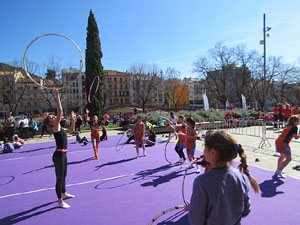 VIII Jornada de l'Esport Femen&iacute; 2020 a la pla&ccedil;a Salvador Espriu, la de Francesc Calvet i Rubalcaba, la pla&ccedil;a Catalunya i el riu Onyar