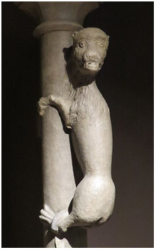 La lleona. Còpia de l'original en predra del segle XII, al Museu d'Art de Girona
