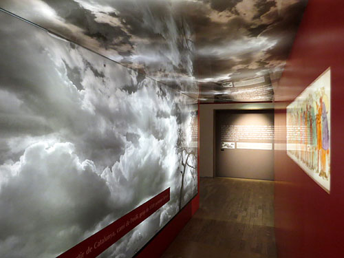 Vista parcial d'una de les sales del Museu d'Història dels Jueus de Girona sobre l'expulsió dels jueus