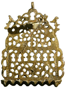 Llum de Hanukkà. Bronze i bany daurat. Inicis segle XIX. Marroc