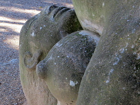 Vista de l'escultura