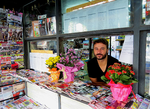 Joan Dabau, propietari del quiosc de Jaume I el dia abans del tancament definitiu. 2016