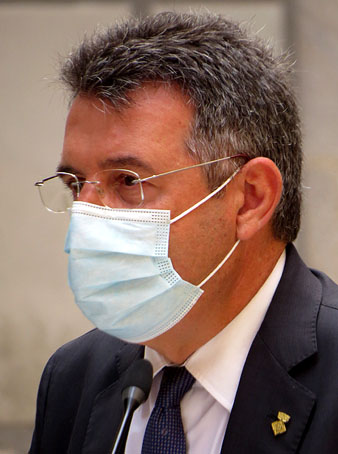 El president de la Diputaci&oacute; de Girona, Miquel Noguer, durant el seu parlament