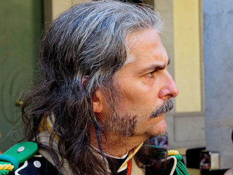 VII Festa Reviu els Setges Napole&ograve;nics de Girona. Presentaci&oacute; a la pla&ccedil;a de la Independ&egrave;ncia