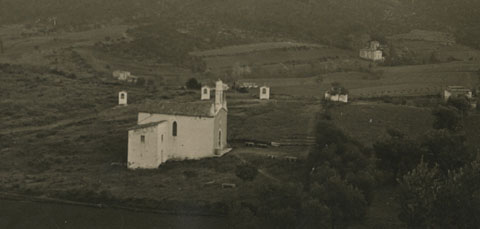 Capella i estacions de Les Creus, al cam&iacute; del Calvari. 1920