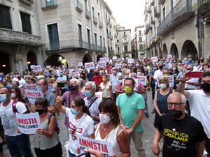Concentració a la plaça del Vi per la independència i la llibertat dels presos polítics