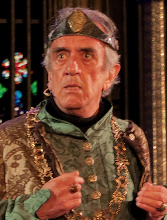 Ferran Frauca interpretant el rei