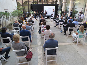 Diada Nacional 2021. Acte institucional al Pati de la Diputaci&oacute;, amb parlaments de Marta Madrenas, Miquel Noguer i Laia Ca&ntilde;igueral