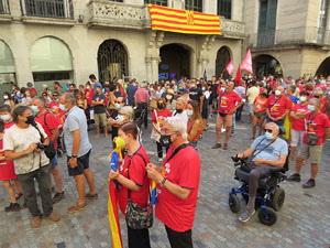 Diada Nacional 2021. Concentraci&oacute; a la pla&ccedil;a del Vi, lectura del manifest i cant de Els Segadors