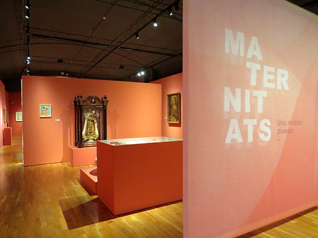 Exposició 'Maternitats. Una mirada diversa' al Museu d'Història de Girona