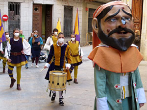 Fires de Sant Narcís 2021. Toc de rams. Cerimònia del canvi de rams de les gegantes