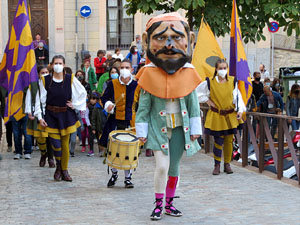 Fires de Sant Narcís 2021. Toc de rams. Cerimònia del canvi de rams de les gegantes