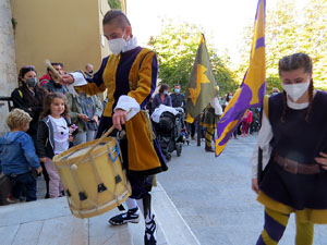 Fires de Sant Narcís 2021. Toc de rams. Cerimònia del canvi de rams de les gegantes