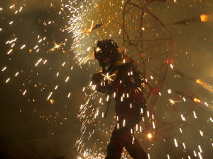 Fires de Sant Narc&iacute;s 2021. Correfoc amb els Diables de l'Onyar