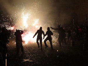 Fires de Sant Narc&iacute;s 2021. Correfoc amb els Diables de l'Onyar