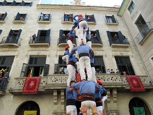 Fires de Sant Narc&iacute;s 2021. Diada castellera amb Marrecs de salt, Minyons de Terrassa i Capgrossos de Matar&oacute;