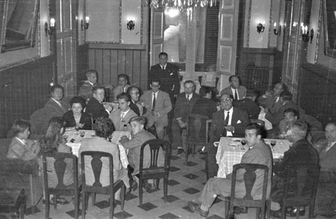 Sopar al Casino Gironí durant les Fires i Festes de Sant Narcís. 1953