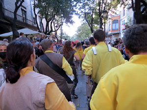 Fires de Sant Narc&iacute;s 2021. Passejada amb els capgrossos pels carrers del Barri Vell