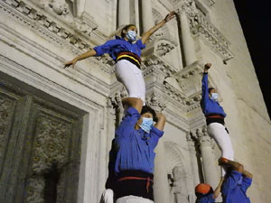 Fires de Sant Narcís 2021. Pilar a les escales de la Catedral