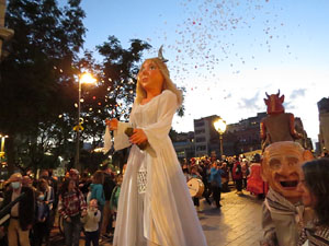 Fires de Sant Narcís 2021. Cercavila del pregó