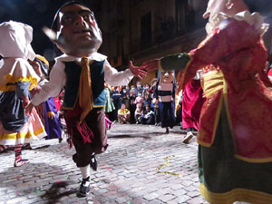 Fires de Sant Narcís 2021. Ball de l'àliga, capgrossos i gegants