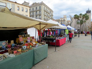 Fires de Sant Narcís 2021. Fira-mercat d'alimentació, artesania, brocanters, dibuix i pintura