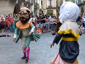 Arribada de la Flama del Canig&oacute; 2021 a la pla&ccedil;a del Vi